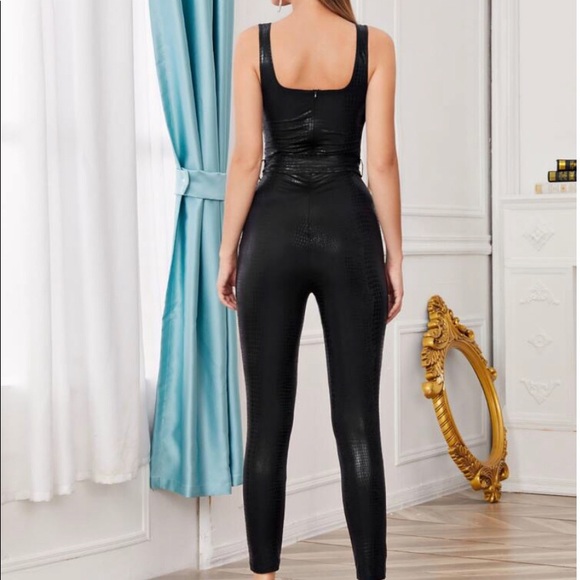 Jumpsuit - Picture 2 of 3